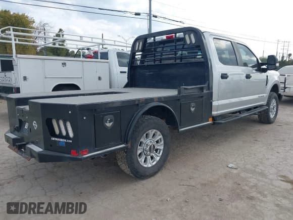 ✅ 2019 Ford F-250 King Ranch • VIN: 1FT7W2BT5KEG20171 • Lot: 43761606. Wystawiony na IAAI z przebiegiem 157 665 mil. Bezpłatny archiwum sprzedaży aukcyjnych z USA i szczegółowy raport historii pojazdu na DreamBid. Zdjęcie 4.