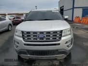 ✅ 2017 Ford Explorer Limited • VIN: 1FM5K7F8XHGB81256 • Lot: 90835245. Wystawiony na Copart z przebiegiem 62 520 mil. Bezpłatny archiwum sprzedaży aukcyjnych z USA i szczegółowy raport historii pojazdu na DreamBid. Zdjęcie 5.