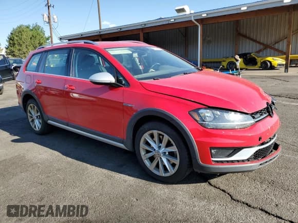 ✅ 2018 Volkswagen Golf S • VIN: 3VWH17AU2JM766298 • Lot: 65008655. Wystawiony na Copart z przebiegiem 93 562 mil. Bezpłatny archiwum sprzedaży aukcyjnych z USA i szczegółowy raport historii pojazdu na DreamBid. Zdjęcie 4.