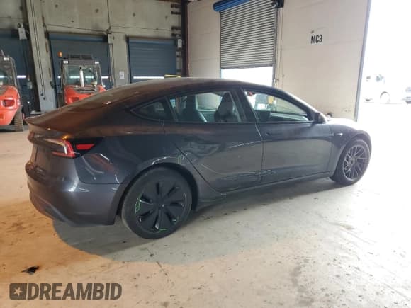 ✅ 2024 Tesla Model 3 • VIN: 5YJ3E1EA7RF785752 • Lot: 87461925. Wystawiony na Copart z przebiegiem 18 662 mil. Bezpłatny archiwum sprzedaży aukcyjnych z USA i szczegółowy raport historii pojazdu na DreamBid. Zdjęcie 3.