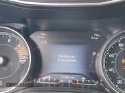 ✅ 2019 Jeep Cherokee Trailhawk • VIN: 1C4PJMBX6KD391180 • Лот: 43344139. Опубликован ранее на IAAI с пробегом 71 346 миль. Бесплатный доступ к архиву аукционных продаж из США и подробный отчёт об истории автомобиля на DreamBid. Изображение 15.