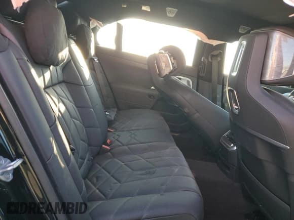 ✅ 2024 BMW 7 Series 760i xDrive • VIN: WBA33EJ01RCS87373 • Lot: 46626315. Wystawiony na Copart z przebiegiem Nie podano. Bezpłatny archiwum sprzedaży aukcyjnych z USA i szczegółowy raport historii pojazdu na DreamBid. Zdjęcie 10.