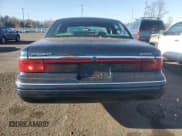 ✅ 1997 Mercury Grand Marquis LS • VIN: 2MELM75W0VX719070 • Lot: 82249754. Wystawiony na Copart z przebiegiem 205 584 mil. Bezpłatny archiwum sprzedaży aukcyjnych z USA i szczegółowy raport historii pojazdu na DreamBid. Zdjęcie 6.