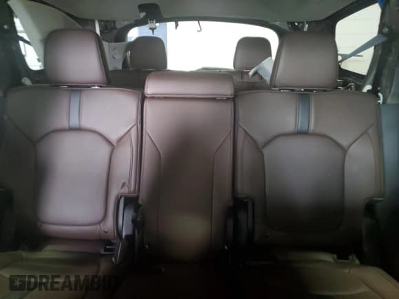 ✅ 2025 Honda Pilot Elite • VIN: 5FNYG1H80SB062209 • Lot: 67398435. Wystawiony na Copart z przebiegiem 25 411 mil. Bezpłatny archiwum sprzedaży aukcyjnych z USA i szczegółowy raport historii pojazdu na DreamBid. Zdjęcie 10.