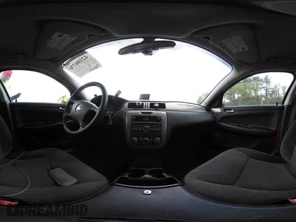 2012 Chevrolet Impala Police Police z VIN 2G1WD5E37C1202978, wystawiony jako IAAI lot #42106770 z przebiegiem 198 664 mil mil oraz . Historia ofert i sprzedaży dostępna na DreamBid. Obrazek 20.