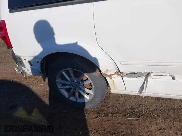 ✅ 2013 Dodge Grand Caravan SXT • VIN: 2C4RDGCG3DR750274 • Lot: 43380107. Wystawiony na IAAI z przebiegiem 243 014 mil. Bezpłatny archiwum sprzedaży aukcyjnych z USA i szczegółowy raport historii pojazdu na DreamBid. Zdjęcie 12.