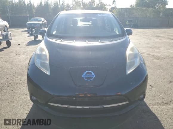 ✅ 2012 Nissan LEAF SL • VIN: JN1AZ0CP0CT015638 • Lot: 86311145. Listed on Copart with 32,467 mi. Free auction sales archive from the USA and detailed vehicle history report at DreamBid. Image 5.