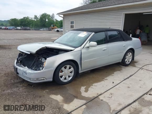 ✅ 2007 Cadillac DTS Luxury I • VIN: 1G6KD57Y97U132301 • Lot: 42516665. Wystawiony na IAAI z przebiegiem 138 328 mil. Bezpłatny archiwum sprzedaży aukcyjnych z USA i szczegółowy raport historii pojazdu na DreamBid. Zdjęcie 20.