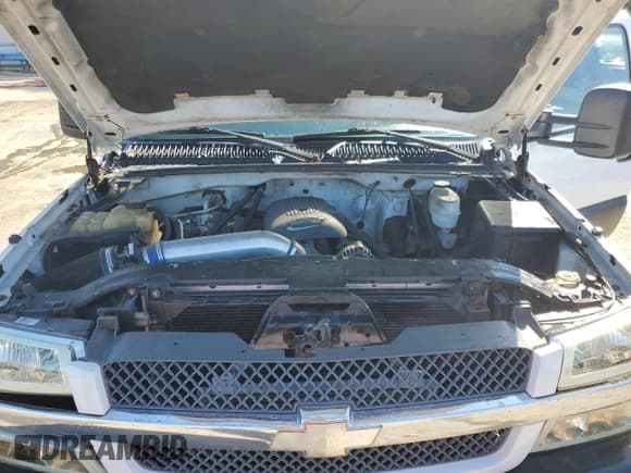 ✅ 2003 Chevrolet Silverado 2500HD LS • VIN: 1GCHC29U53E365373 • Лот: 49455635. Опубликован ранее на Copart с пробегом Не указан. Бесплатный доступ к архиву аукционных продаж из США и подробный отчёт об истории автомобиля на DreamBid. Изображение 11.