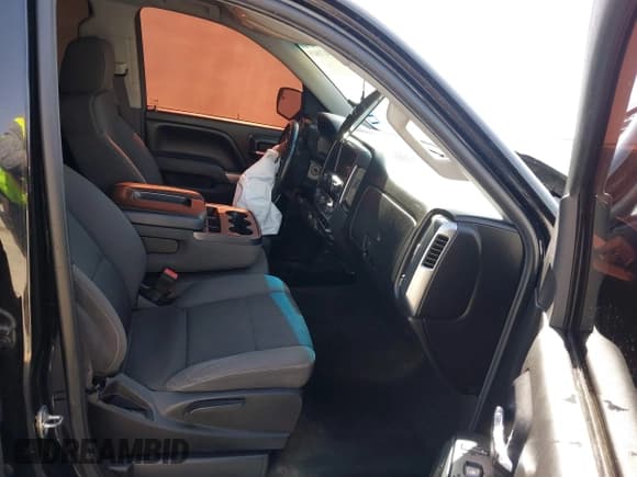 ✅ 2014 Chevrolet Silverado 1500 LT • VIN: 3GCUKREH8EG210945 • Lot: 41718435. Wystawiony na IAAI z przebiegiem 106 320 mil. Bezpłatny archiwum sprzedaży aukcyjnych z USA i szczegółowy raport historii pojazdu na DreamBid. Zdjęcie 5.