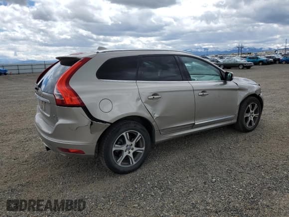 ✅ 2014 Volvo XC60 R-Design Premier Plus • VIN: YV4902DZ5E2552288 • Lot: 55175945. Listed on Copart with 161,743 mi. Free auction sales archive from the USA and detailed vehicle history report at DreamBid. Image 3.