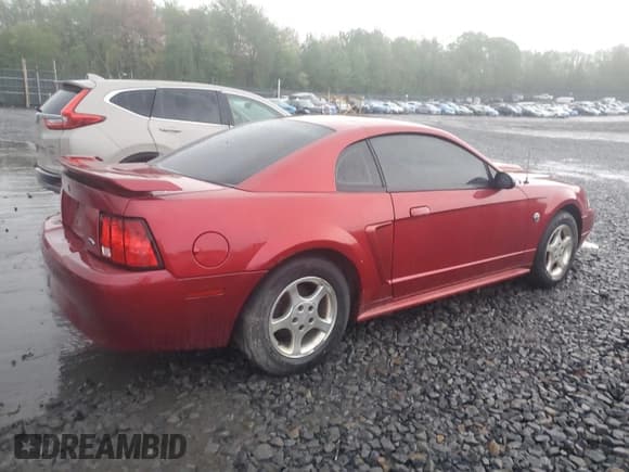 ✅ 2004 Ford Mustang Standard • VIN: 1FAFP40664F231611 • Lot: 55215835. Listed on Copart with 193,630 mi. Free auction sales archive from the USA and detailed vehicle history report at DreamBid. Image 3.