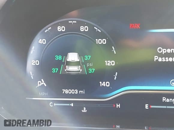 ✅ 2022 Chevrolet Suburban Premier • VIN: 1GNSKFKD2NR138333 • Lot: 41911336. Wystawiony na IAAI z przebiegiem 78 003 mil. Bezpłatny archiwum sprzedaży aukcyjnych z USA i szczegółowy raport historii pojazdu na DreamBid. Zdjęcie 15.