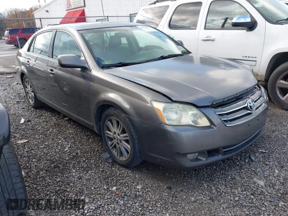 ✅ 2005 Toyota Avalon Touring • VIN: 4T1BK36B25U061231 • Лот: 43724603. Опубликован ранее на IAAI с пробегом 109 314 миль. Бесплатный доступ к архиву аукционных продаж из США и подробный отчёт об истории автомобиля на DreamBid. Изображение 1.