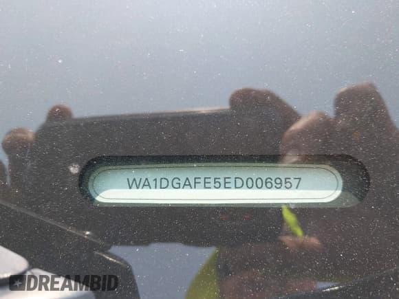 ✅ 2014 Audi Q7 S line Prestige • VIN: WA1DGAFE5ED006957 • Лот: 42488440. Опубликован ранее на IAAI с пробегом 123 814 миль. Бесплатный доступ к архиву аукционных продаж из США и подробный отчёт об истории автомобиля на DreamBid. Изображение 17.