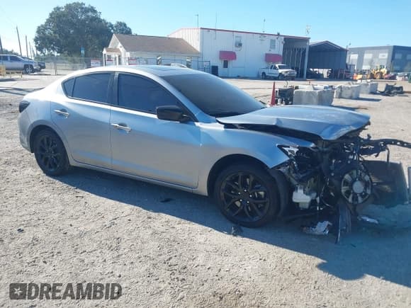 ✅ 2020 Acura ILX • VIN: 19UDE2F33LA005645 • Lot: 43440329. Wystawiony na IAAI z przebiegiem 67 595 mil. Bezpłatny archiwum sprzedaży aukcyjnych z USA i szczegółowy raport historii pojazdu na DreamBid. Zdjęcie 1.