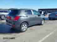 2018 Chevrolet Trax LT z VIN 3GNCJPSBXJL235003, wystawiony jako IAAI lot #43417135 z przebiegiem 86 123 mil mil oraz . Historia ofert i sprzedaży dostępna na DreamBid. Obrazek 4.