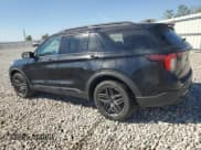✅ 2025 Ford Explorer ST-Line • VIN: 1FMUK8KHXSGB37949 • Lot: 84734655. Wystawiony na Copart z przebiegiem 15 937 mil. Bezpłatny archiwum sprzedaży aukcyjnych z USA i szczegółowy raport historii pojazdu na DreamBid. Zdjęcie 2.