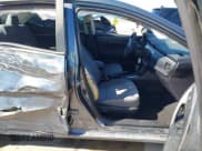 ✅ 2015 Toyota Corolla S Plus • VIN: 5YFBURHEXFP207222 • Lot: 43585571. Wystawiony na IAAI z przebiegiem 84 583 mil. Bezpłatny archiwum sprzedaży aukcyjnych z USA i szczegółowy raport historii pojazdu na DreamBid. Zdjęcie 5.