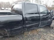 ✅ 2007 Chevrolet Silverado 2500HD LT1 • VIN: 1GCHK23D67F163914 • Lot: 43735183. Wystawiony na IAAI z przebiegiem 232 275 mil. Bezpłatny archiwum sprzedaży aukcyjnych z USA i szczegółowy raport historii pojazdu na DreamBid. Zdjęcie 18.