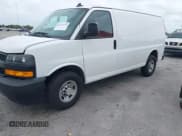 ✅ 2020 Chevrolet Express Cargo • VIN: 1GCWGAFP4L1153737 • Лот: 42272318. Опубликован ранее на IAAI с пробегом 88 332 миль. Бесплатный доступ к архиву аукционных продаж из США и подробный отчёт об истории автомобиля на DreamBid. Изображение 2.