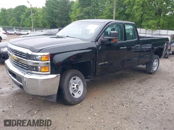 ✅ 2018 Chevrolet Silverado 2500HD Work Truck • VIN: 1GC2CUEG3JZ278451 • Lot: 42074663. Wystawiony na IAAI z przebiegiem 126 972 mil. Bezpłatny archiwum sprzedaży aukcyjnych z USA i szczegółowy raport historii pojazdu na DreamBid. Zdjęcie 17.