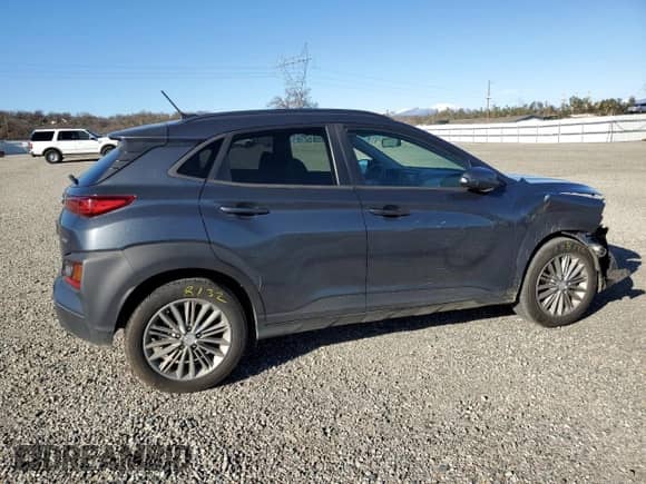 2018 Hyundai Kona SEL с VIN KM8K2CAA7JU131296, выставлен на аукционе Copart как лот 38617603 с пробегом 84 767 миль миль и . История ставок и продаж доступна на DreamBid. Изображение 3.