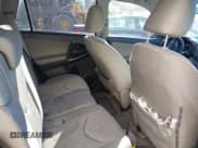 ✅ 2010 Toyota RAV4 • VIN: 2T3JF4DV2AW039007 • Лот: 43859315. Опубликован ранее на IAAI с пробегом 108 655 миль. Бесплатный доступ к архиву аукционных продаж из США и подробный отчёт об истории автомобиля на DreamBid. Изображение 8.