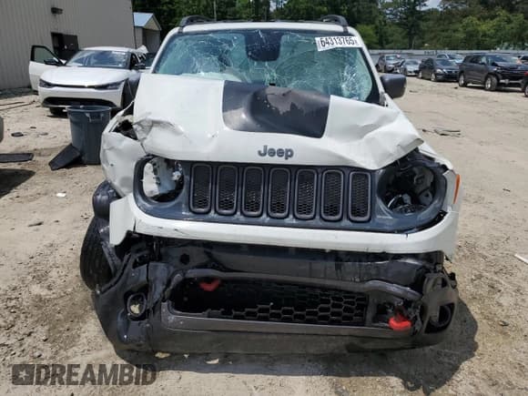✅ 2016 Jeep Renegade Trailhawk • VIN: ZACCJBCT0GPE21684 • Lot: 64313765. Listed on Copart with 121,032 mi. Free auction sales archive from the USA and detailed vehicle history report at DreamBid. Image 5.