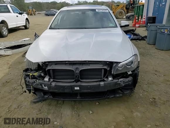 ✅ 2016 BMW 5 Series 528i xDrive • VIN: WBA5A7C50GG144553 • Лот: 84734325. Опубликован ранее на Copart с пробегом 116 357 миль. Бесплатный доступ к архиву аукционных продаж из США и подробный отчёт об истории автомобиля на DreamBid. Изображение 14.