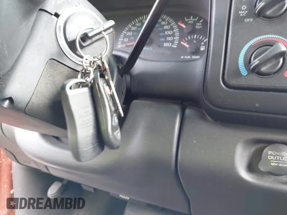 ✅ 2000 Dodge Dakota Sport • VIN: 1B7GL2AZ6YS634945 • Lot: 42335078. Wystawiony na IAAI z przebiegiem 195 618 mil. Bezpłatny archiwum sprzedaży aukcyjnych z USA i szczegółowy raport historii pojazdu na DreamBid. Zdjęcie 11.