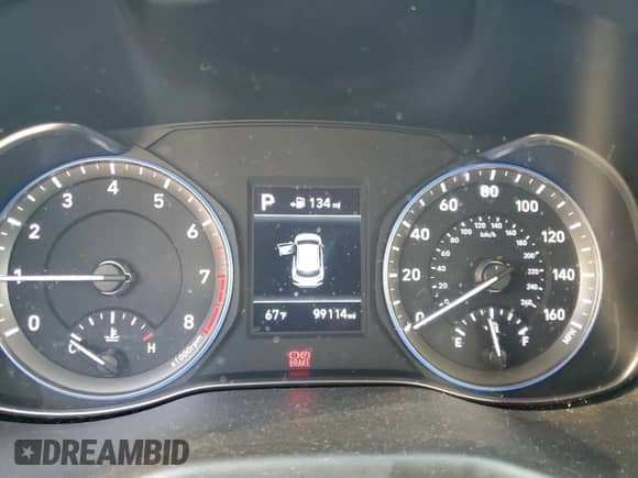 2018 Hyundai Kona SE z VIN KM8K12AA3JU122866, wystawiony jako Copart lot #69922292 z przebiegiem 99 114 mil mil oraz . Historia ofert i sprzedaży dostępna na DreamBid. Obrazek 9.