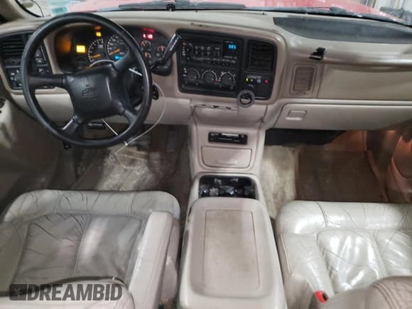 ✅ 2001 Chevrolet Suburban LS • VIN: 1GNFK16T71J252634 • Лот: 45773005. Опубликован ранее на Copart с пробегом 266 570 миль. Бесплатный доступ к архиву аукционных продаж из США и подробный отчёт об истории автомобиля на DreamBid. Изображение 8.