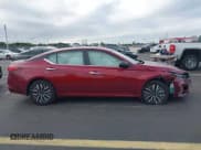 ✅ 2024 Nissan Altima SV • VIN: 1N4BL4DV4RN404065 • Lot: 43461721. Listed on IAAI with 20,489 mi. Free auction sales archive from the USA and detailed vehicle history report at DreamBid. Image 13.