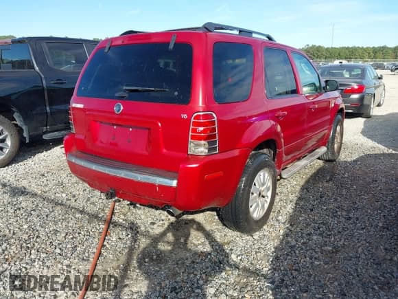✅ 2006 Mercury Mariner Luxury • VIN: 4M2YU56116DJ06795 • Lot: 43513509. Wystawiony na IAAI z przebiegiem 194 728 mil. Bezpłatny archiwum sprzedaży aukcyjnych z USA i szczegółowy raport historii pojazdu na DreamBid. Zdjęcie 4.