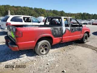 ✅ 2000 Chevrolet S-10 LS • VIN: 1GCCS1946YK188669 • Лот: 77562944. Опубликован ранее на Copart с пробегом Не указан. Бесплатный доступ к архиву аукционных продаж из США и подробный отчёт об истории автомобиля на DreamBid. Изображение 3.