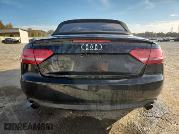 ✅ 2012 Audi A5 Premium Plus • VIN: WAULFAFH9CN003014 • Lot: 93073625. Wystawiony na Copart z przebiegiem 179 658 mil. Bezpłatny archiwum sprzedaży aukcyjnych z USA i szczegółowy raport historii pojazdu na DreamBid. Zdjęcie 6.