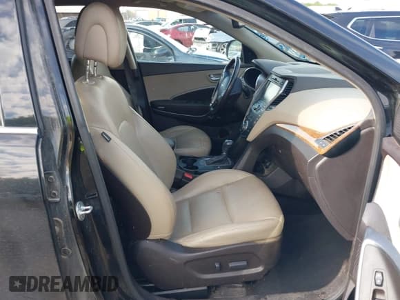 ✅ 2014 Hyundai Santa Fe Limited • VIN: KM8SR4HF8EU042667 • Лот: 42141111. Опубликован ранее на IAAI с пробегом 165 961 миль. Бесплатный доступ к архиву аукционных продаж из США и подробный отчёт об истории автомобиля на DreamBid. Изображение 5.