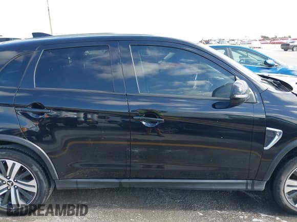 ✅ 2021 Mitsubishi Outlander SE • VIN: JA4APVAU3MU015776 • Lot: 42352207. Listed on IAAI with 55,950 mi. Free auction sales archive from the USA and detailed vehicle history report at DreamBid. Image 14.
