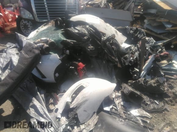 ✅ 2023 Chevrolet Corvette 2LT • VIN: 1G1YB2D49P5104854 • Lot: 40188370. Listed on IAAI with Not provided. Free auction sales archive from the USA and detailed vehicle history report at DreamBid. Image 2.