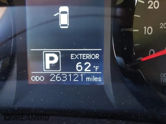 ✅ 2015 Toyota Sienna LE • VIN: 5TDKK3DC9FS685243 • Lot: 43544206. Wystawiony na IAAI z przebiegiem 263 121 mil. Bezpłatny archiwum sprzedaży aukcyjnych z USA i szczegółowy raport historii pojazdu na DreamBid. Zdjęcie 15.