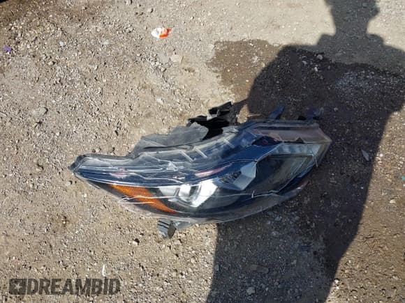 ✅ 2017 Nissan Rogue SV • VIN: JN1BJ1CR4HW128467 • Lot: 41972625. Wystawiony na IAAI z przebiegiem 157 801 mil. Bezpłatny archiwum sprzedaży aukcyjnych z USA i szczegółowy raport historii pojazdu na DreamBid. Zdjęcie 12.