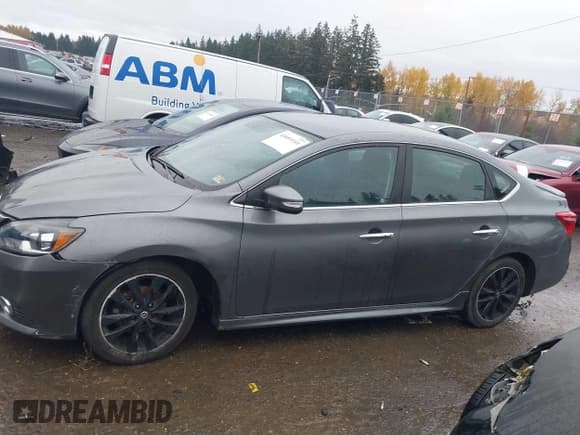 ✅ 2019 Nissan Sentra S • VIN: 3N1AB7AP5KY330084 • Lot: 43693141. Wystawiony na IAAI z przebiegiem 48 060 mil. Bezpłatny archiwum sprzedaży aukcyjnych z USA i szczegółowy raport historii pojazdu na DreamBid. Zdjęcie 14.