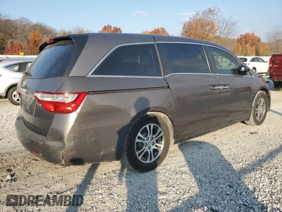✅ 2012 Honda Odyssey EX • VIN: 5FNRL5H44CB062137 • Lot: 93312855. Listed on Copart with 143,259 mi. Free auction sales archive from the USA and detailed vehicle history report at DreamBid. Image 3.