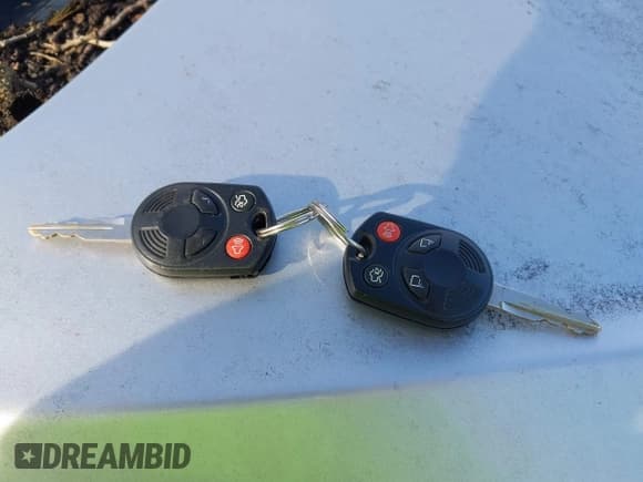 ✅ 2011 Ford Escape XLS • VIN: 1FMCU9C75BKC43224 • Lot: 43374031. Listed on IAAI with 177,655 mi. Free auction sales archive from the USA and detailed vehicle history report at DreamBid. Image 11.