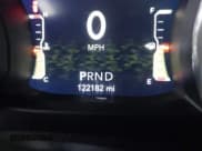 ✅ 2018 Jeep Wrangler Unlimited Sahara • VIN: 1C4HJXEN0JW320639 • Lot: 42646123. Wystawiony na IAAI z przebiegiem 122 182 mil. Bezpłatny archiwum sprzedaży aukcyjnych z USA i szczegółowy raport historii pojazdu na DreamBid. Zdjęcie 15.