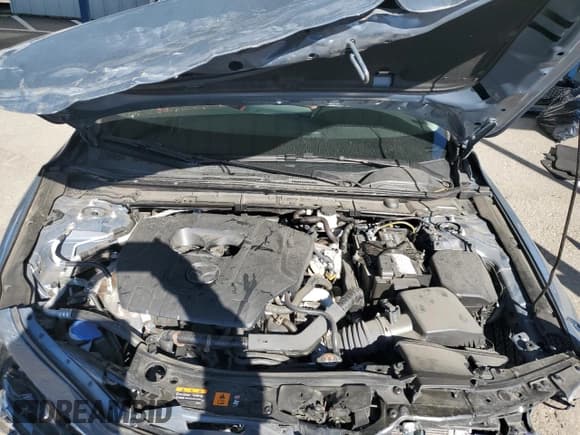 ✅ 2025 Mazda 3 S Carbon Edition • VIN: 3MZBPBCM6SM467726 • Lot: 90843435. Wystawiony na Copart z przebiegiem Nie podano. Bezpłatny archiwum sprzedaży aukcyjnych z USA i szczegółowy raport historii pojazdu na DreamBid. Zdjęcie 11.