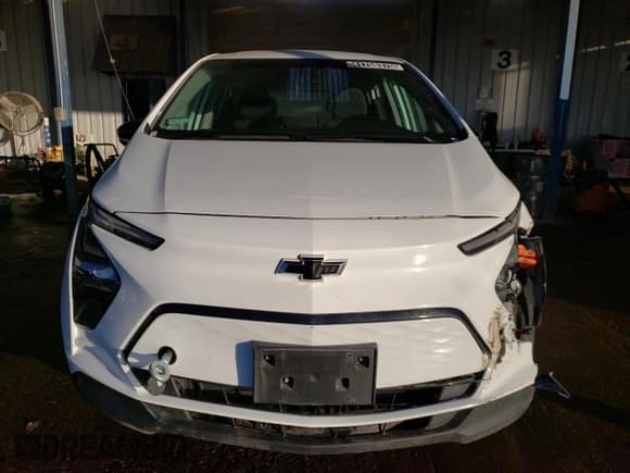✅ 2023 Chevrolet Bolt EV 1LT • VIN: 1G1FW6S00P4164496 • Lot: 41758375. Wystawiony na Copart z przebiegiem 16 177 mil. Bezpłatny archiwum sprzedaży aukcyjnych z USA i szczegółowy raport historii pojazdu na DreamBid. Zdjęcie 5.