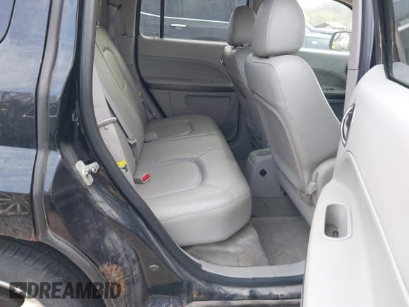 ✅ 2006 Chevrolet HHR LT • VIN: 3GNDA23P46S590103 • Lot: 42075045. Listed on IAAI with 298,725 mi. Free auction sales archive from the USA and detailed vehicle history report at DreamBid. Image 8.