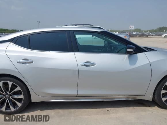 ✅ 2017 Nissan Maxima SR • VIN: 1N4AA6AP9HC397126 • Лот: 42291477. Опубликован ранее на IAAI с пробегом 115 201 миль. Бесплатный доступ к архиву аукционных продаж из США и подробный отчёт об истории автомобиля на DreamBid. Изображение 13.